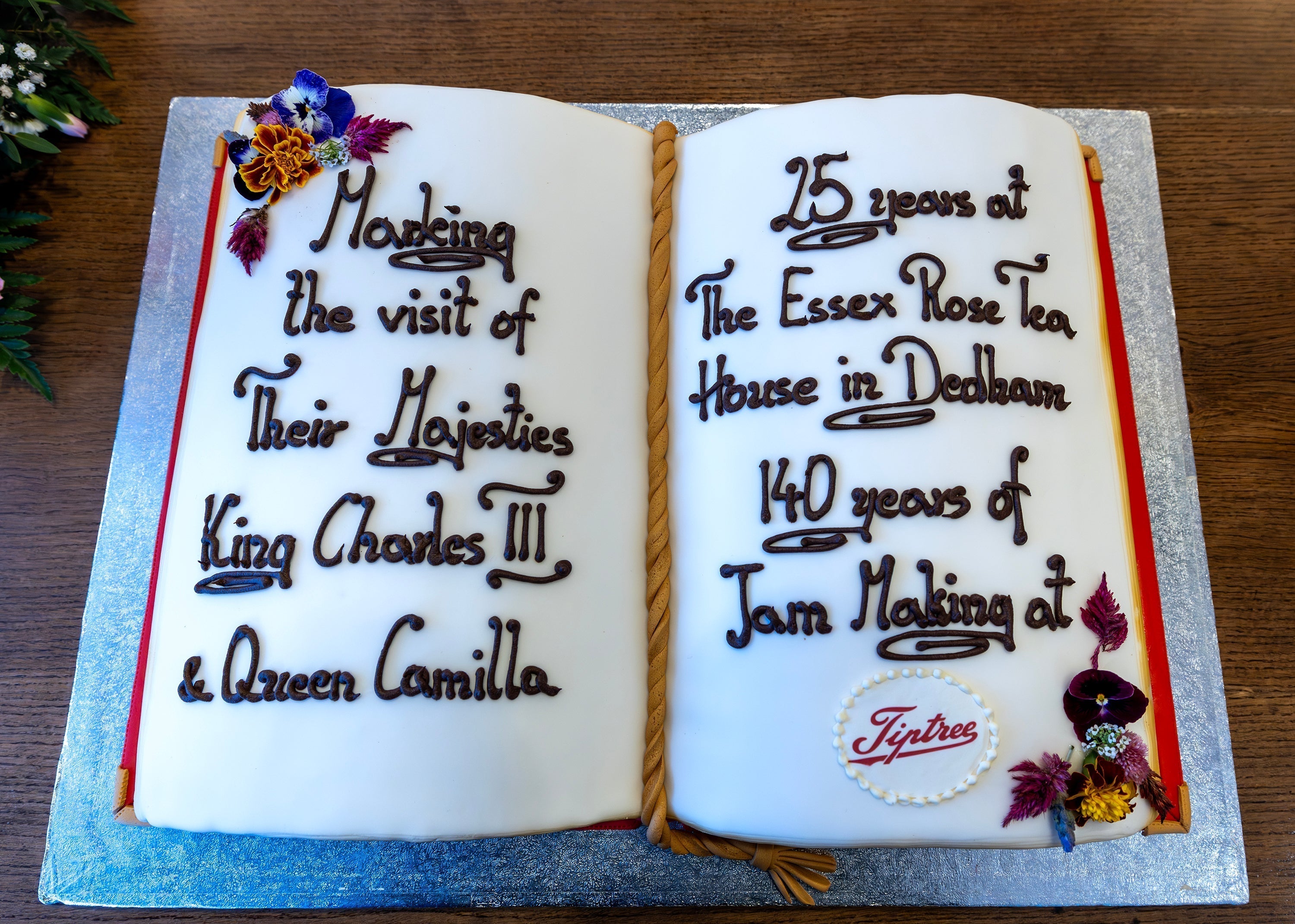 Tiptree Patisserie produces cake for Royal Visit